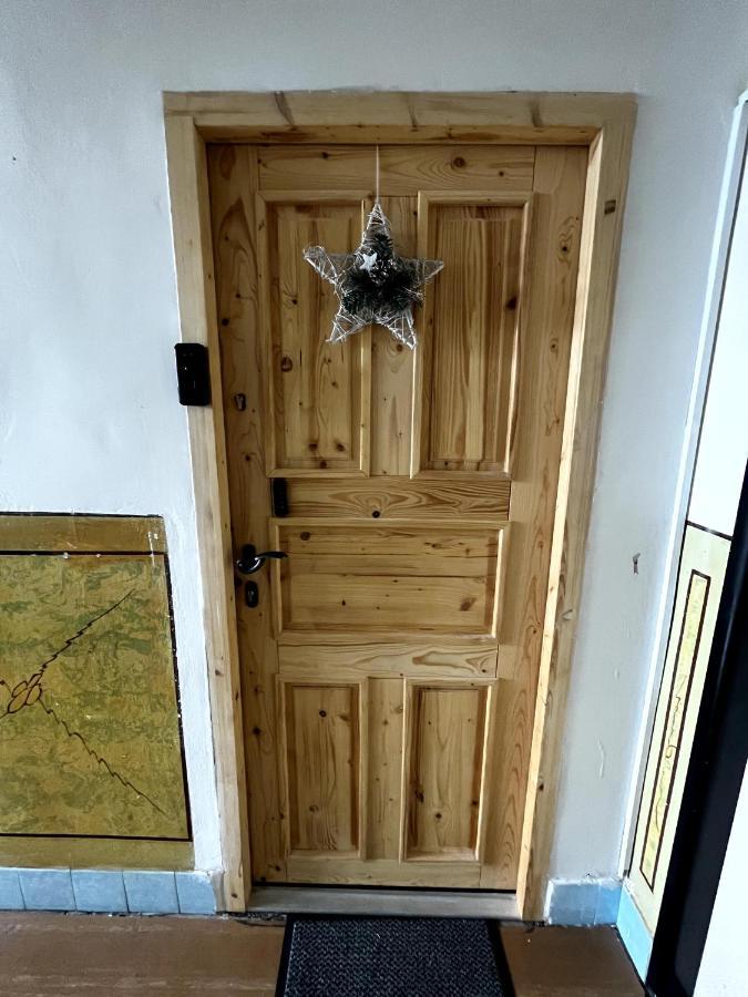 Ubytovanie Demaenova 3Izb 5Osob Sauna - Cube '69 ลิฟตอฟสกีมิคูลาช ภายนอก รูปภาพ